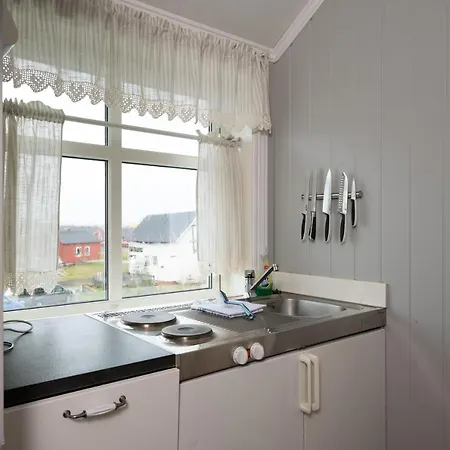 West-end Apartment