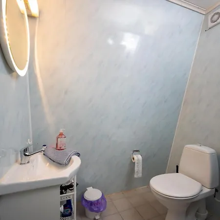 West-end Apartment